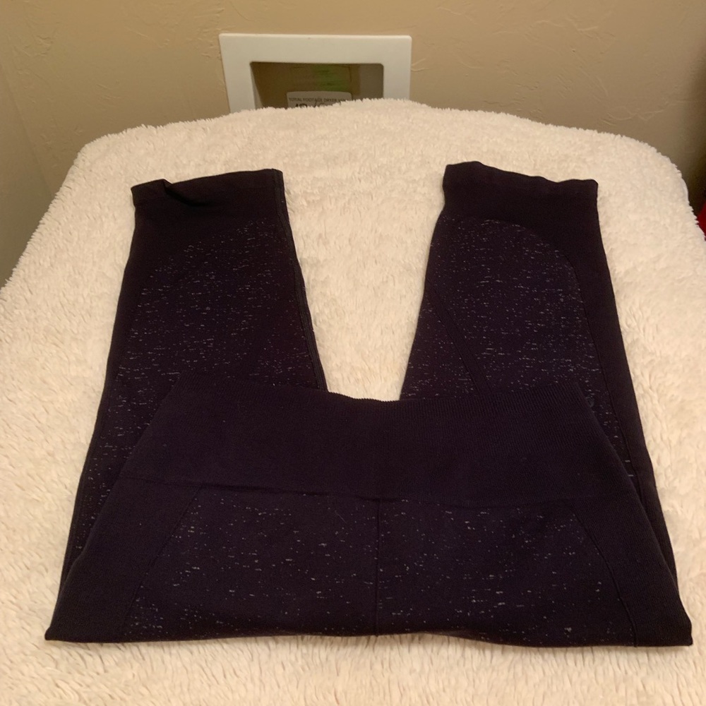 Lululemon Women’s Size 8/10 Capris